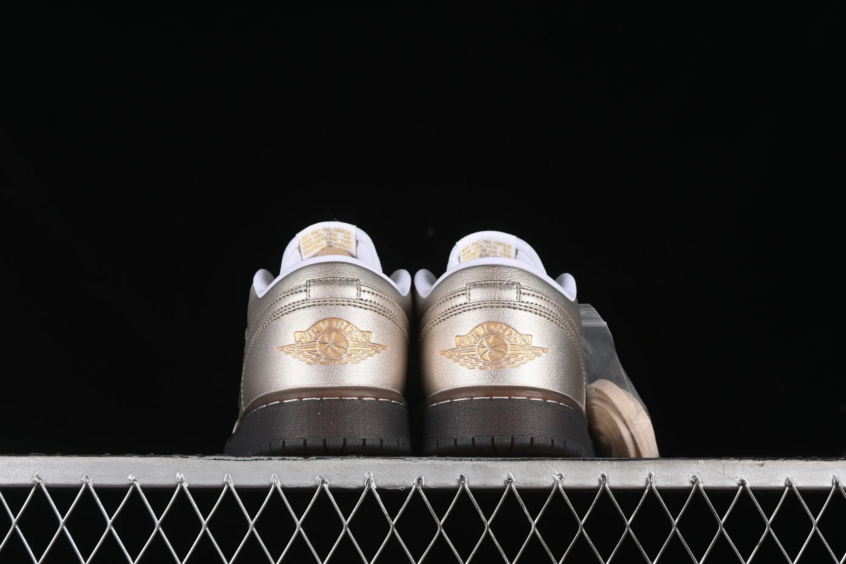 All categories Air Jordan Jordan series basketball shoes Air Jordan 1 Low Air Jordan 1 Low AJ1 Joe 1 platinum low-top retro basketball shoes HQ3529-099